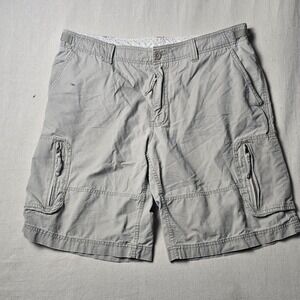 The North Face Men's Beige Cargo Shorts Size L Flat Front Outdoor Hiking Utility